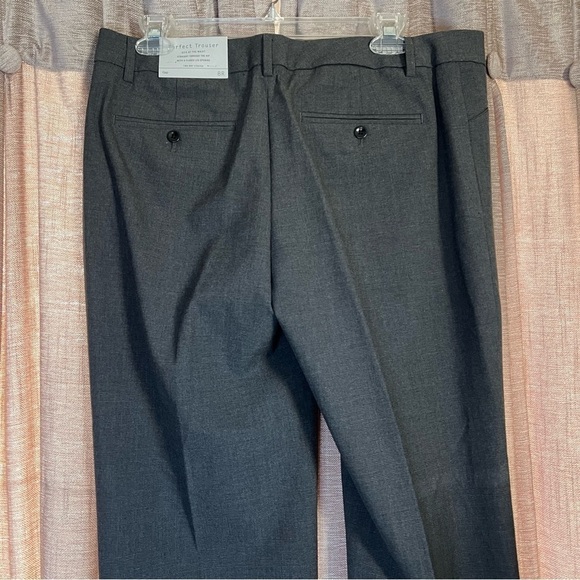 NWT Gap The Perfect Trouser Gray Plaid Flared Trouser Size 8 - Picture 13 of 16
